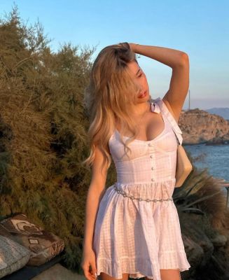 photo Blair Nikole Fox (Las Vegas)